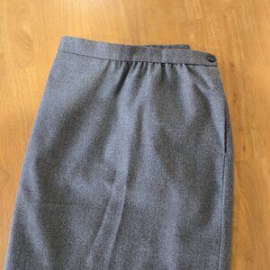 Pendleton Women's 100% Virgin Wool Skirt Fully Lined Pockets Gray Sz 22W‎
